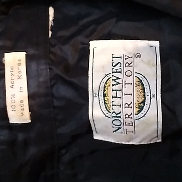 Mens large Northwest Territory red plaid flannel Christmas fall button down - Picture 2 of 2